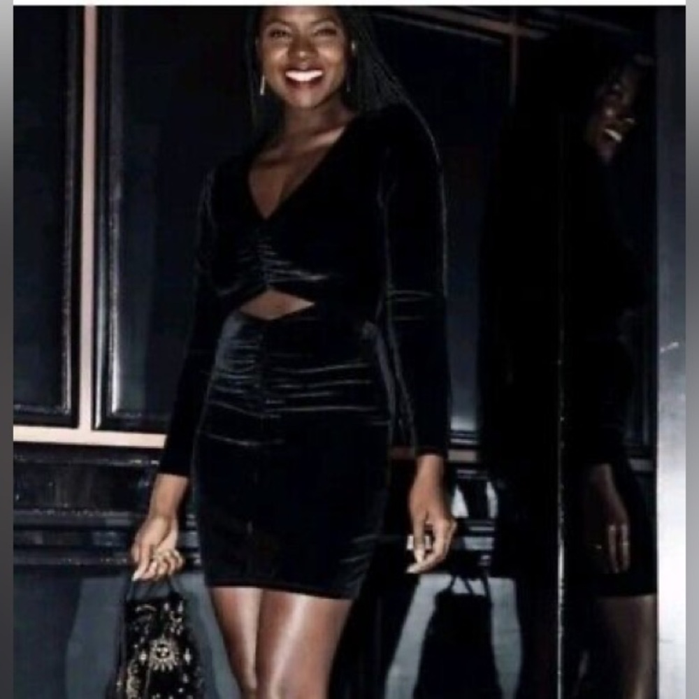 NWOT Abercrombie and Fitch Ruched Velvet Mini Dress Black XS
